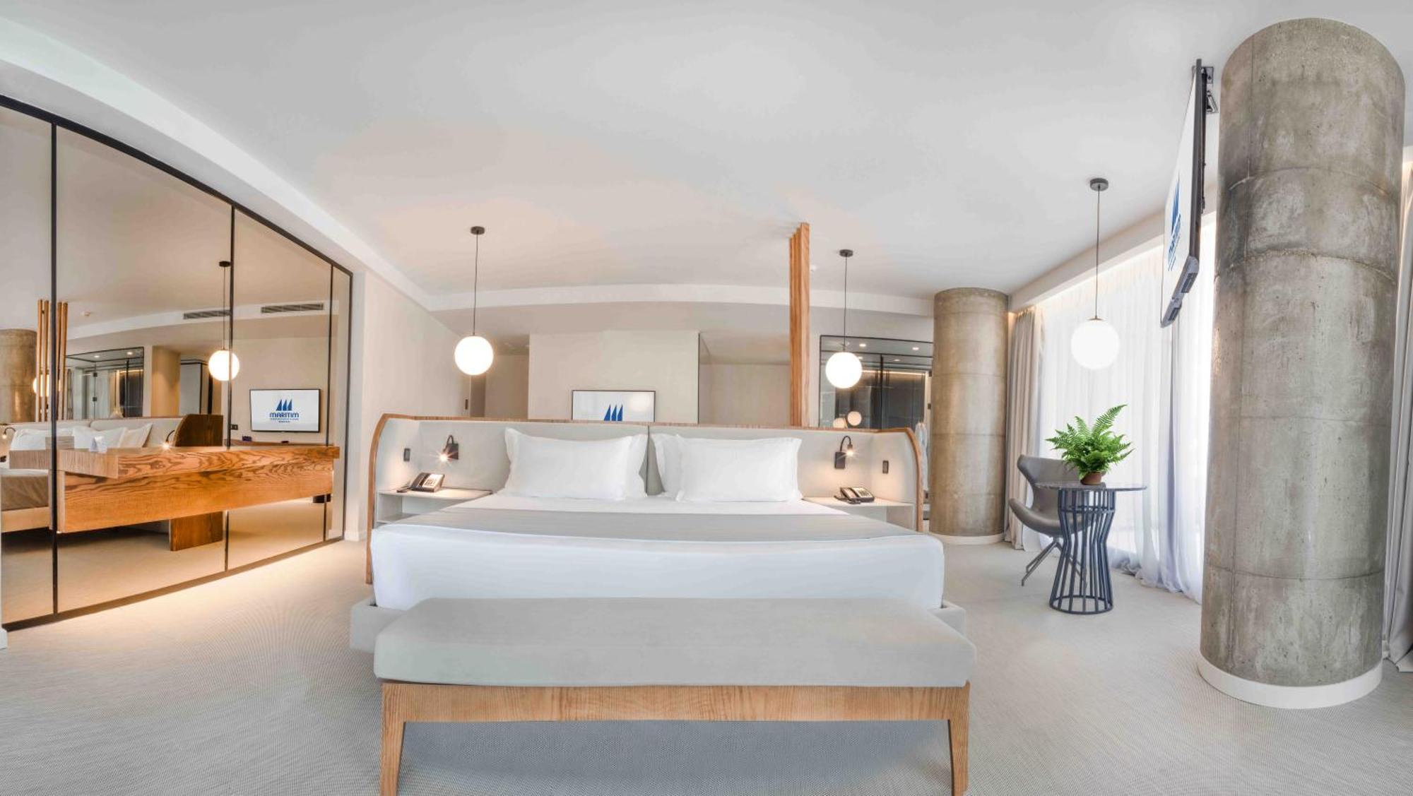 Vlorë Maritim Marina Bay Resort Spa & Casino Adult Friendly מראה חיצוני תמונה Deluxe Suite