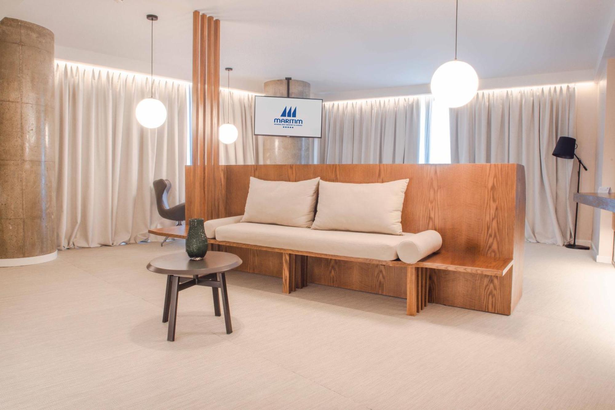 Vlorë Maritim Marina Bay Resort Spa & Casino Adult Friendly מראה חיצוני תמונה The interior of the lounge