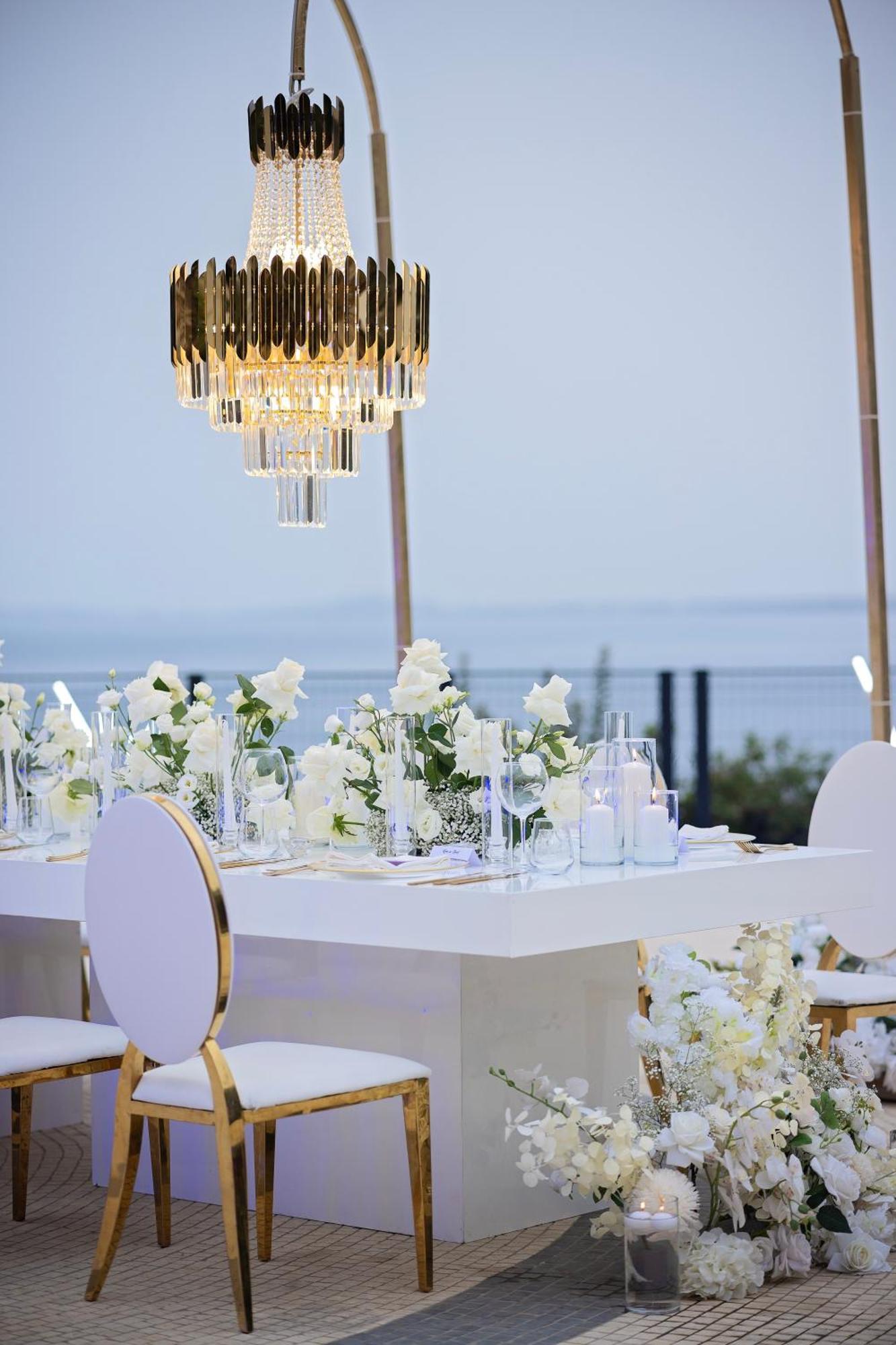 Vlorë Maritim Marina Bay Resort Spa & Casino Adult Friendly מראה חיצוני תמונה Wedding reception at the Four Seasons Hotel, Athens